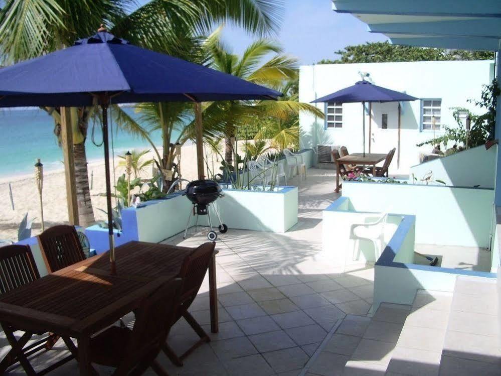 Azure Hotel And Art Studio Simpson Bay Exterior photo